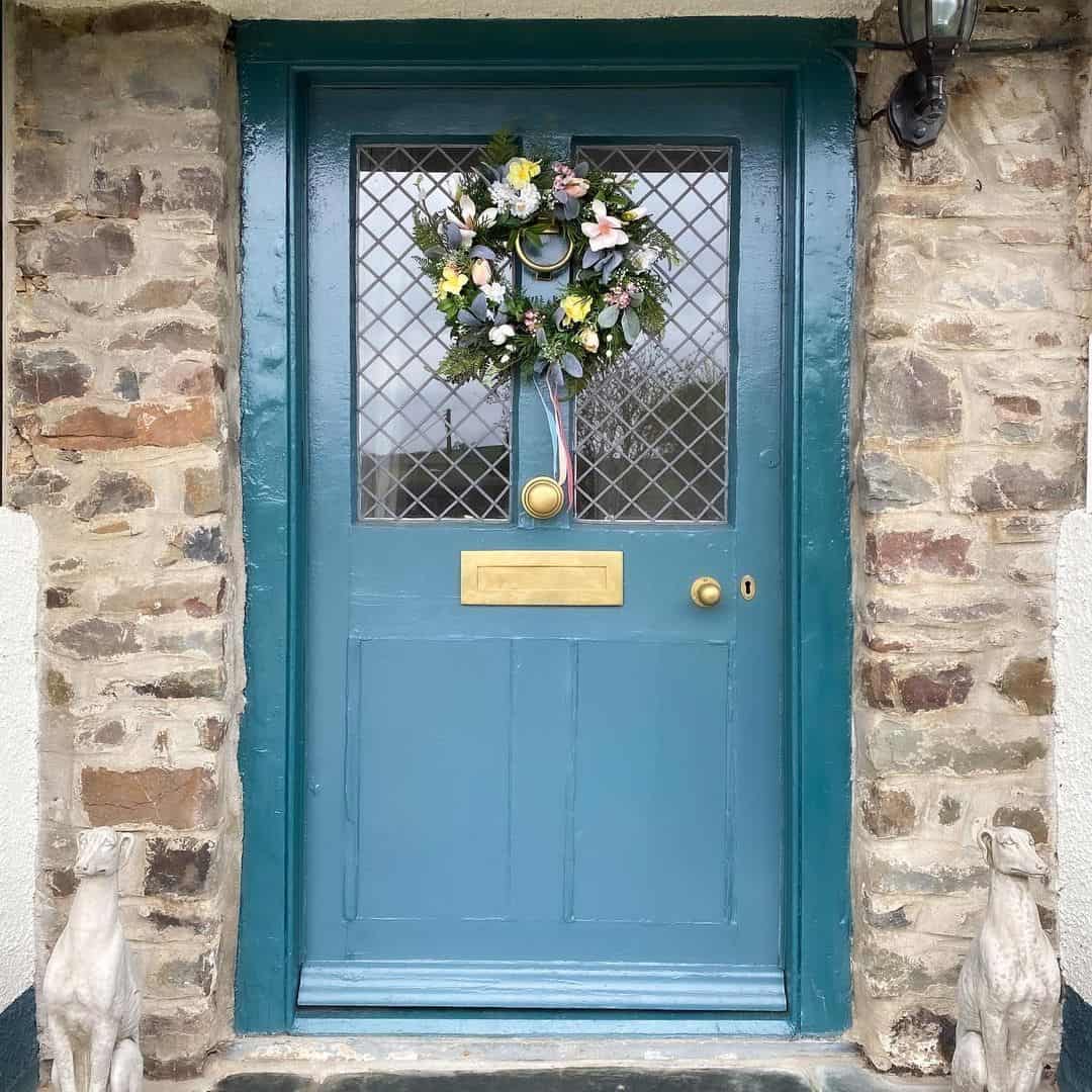 34 Incredible Front Door Hardware Ideas For Your Renovation