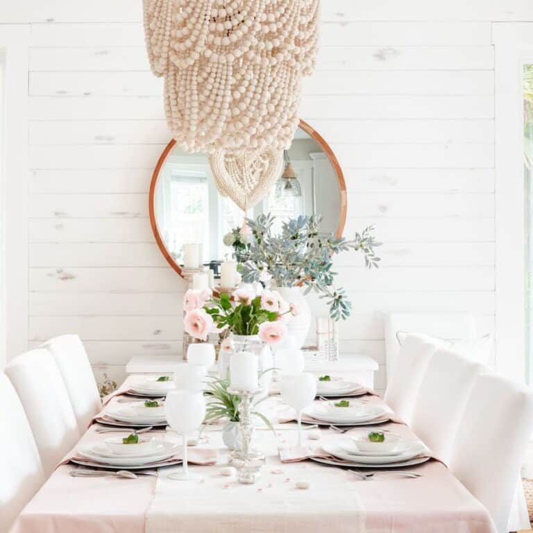 Gorgeous Tablescape Setup in Dining Room