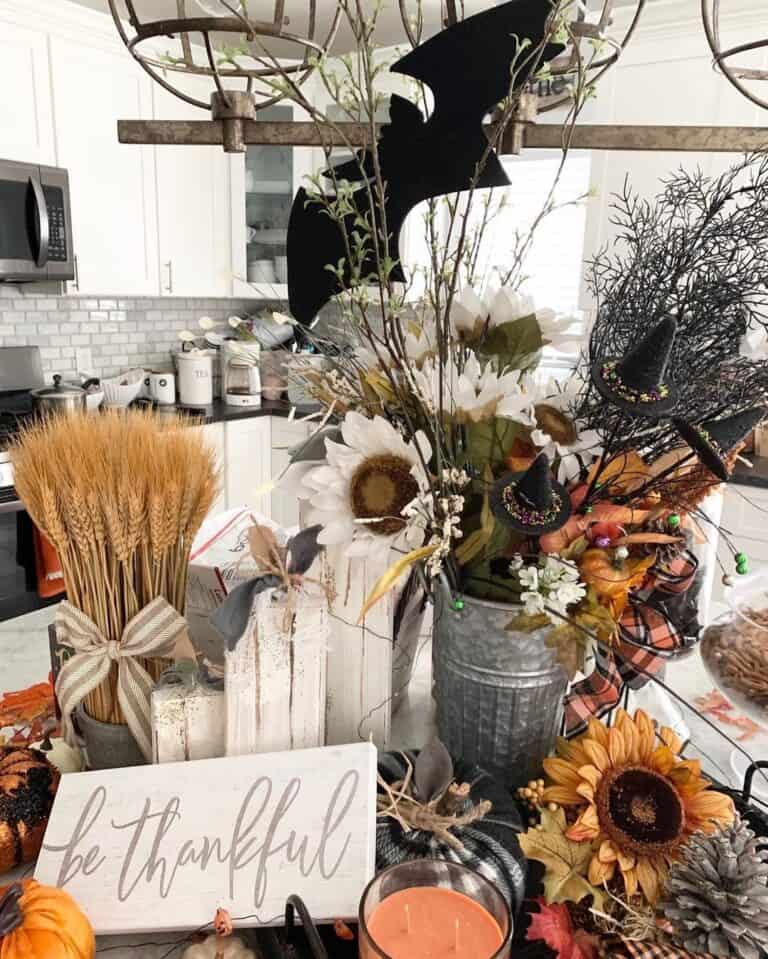 Halloween Accents in Country Style Sunflower Décor