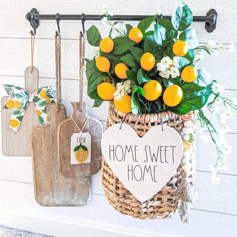 Hint of Citrus and Lemon Kitchen Décor