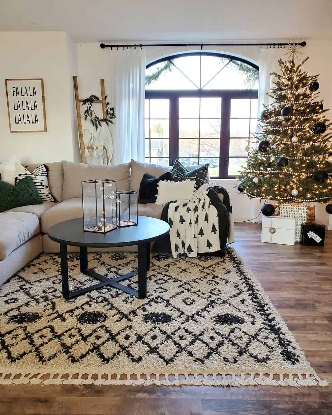 Holiday Round Coffee Table Decor Soul & Lane