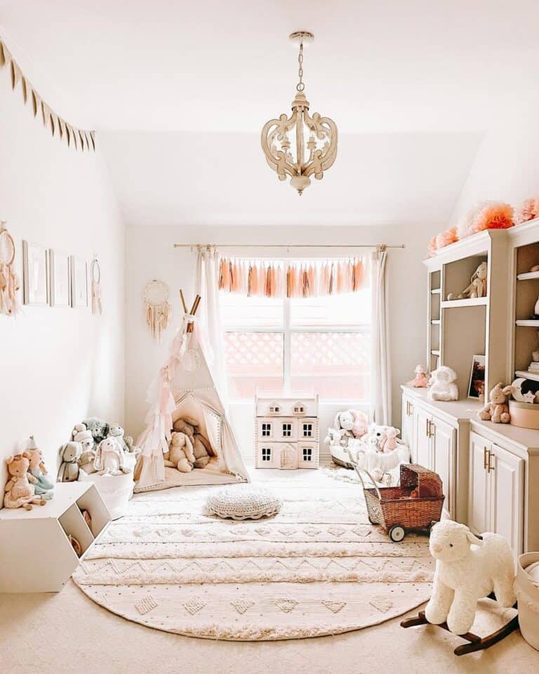 Rounded Textured Rug and White Tipi