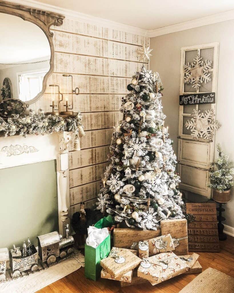 Rustic Farmhouse with White and Black Christmas Tree