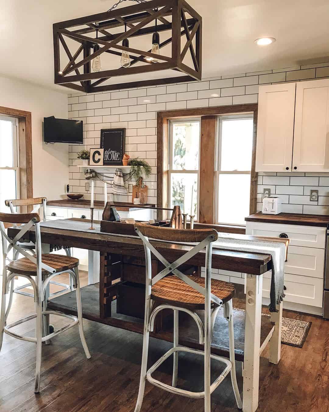 20 Rustic Kitchen Island Ideas for a Timeless Farmhouse Look