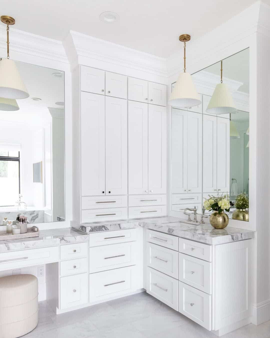 22 Bathroom Pendant Lighting Ideas That Dazzle