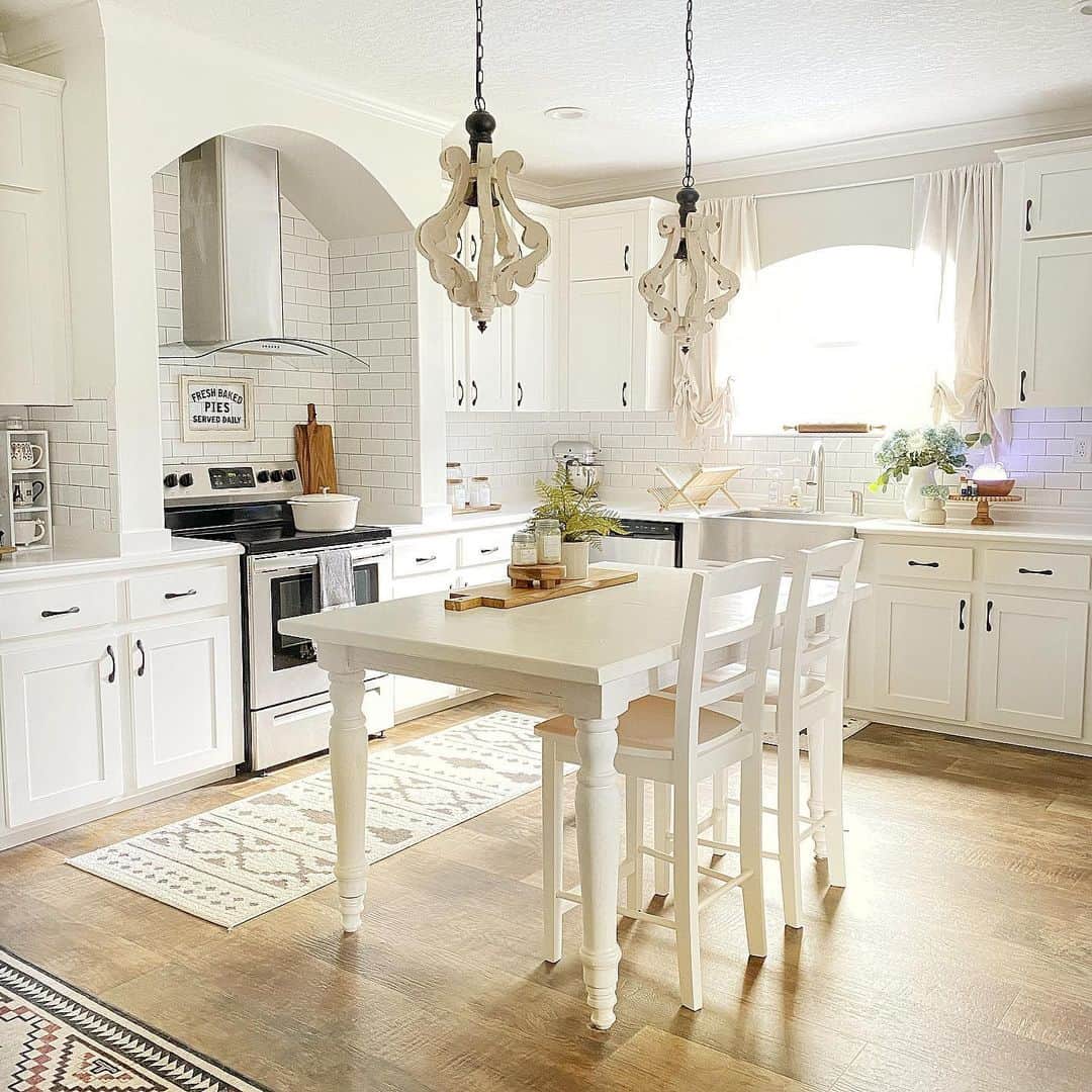 Shaker Kitchen With Crown Molding on Top Soul & Lane