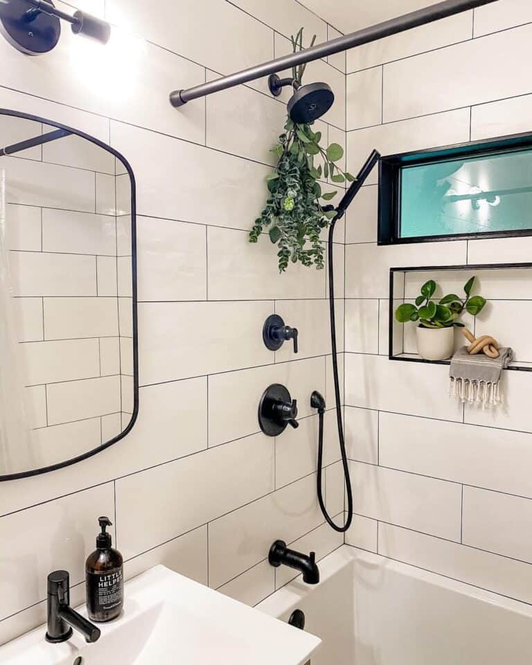 Shower Niche with Black Schluter Trim Soul & Lane