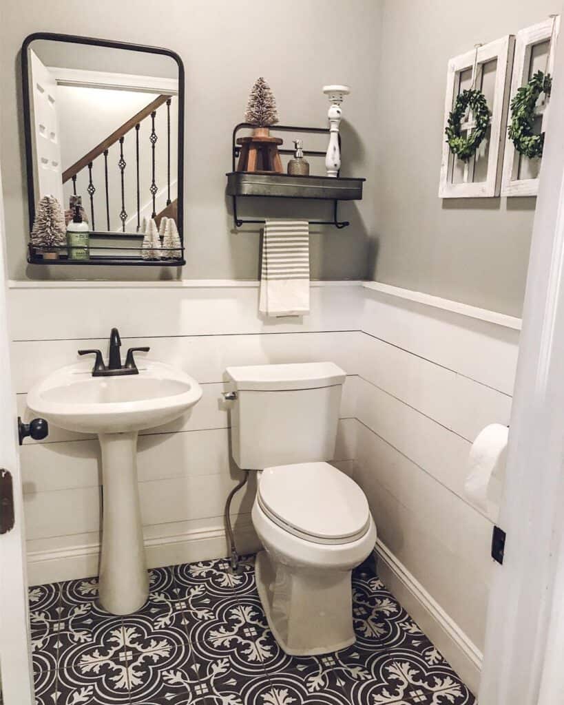 Small Farmhouse Shiplap Bathroom