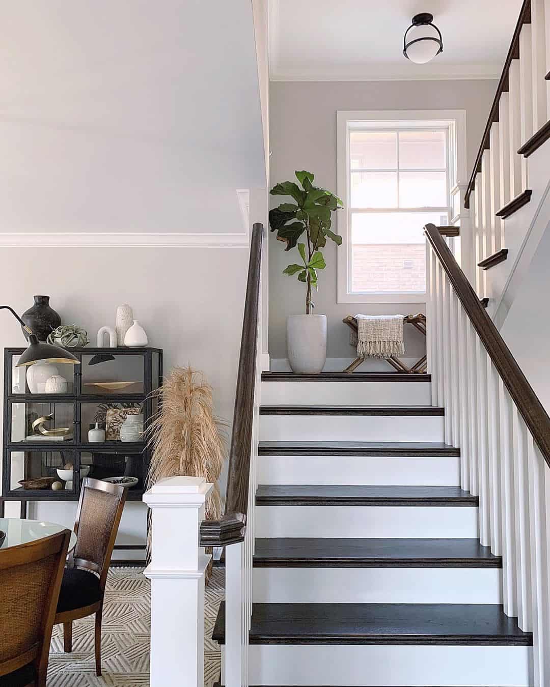 29 Stair Landing Ideas for a Creative Use of Space