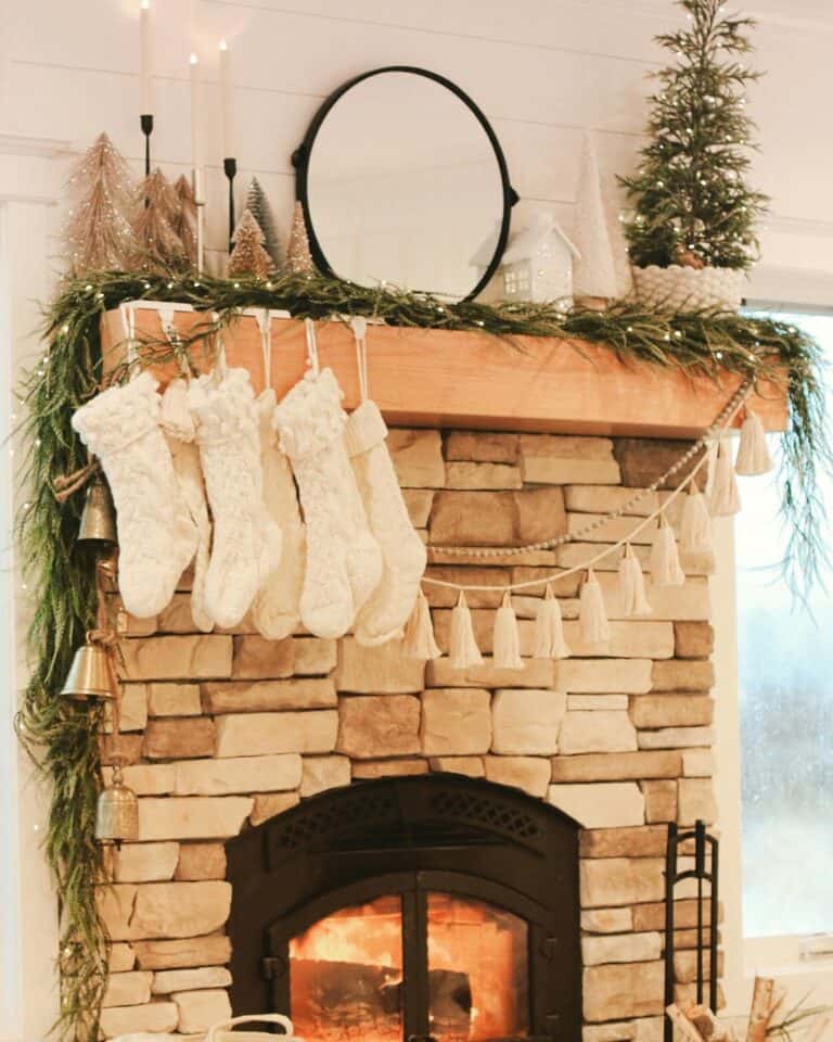 Thick Cabled White Christmas Stockings