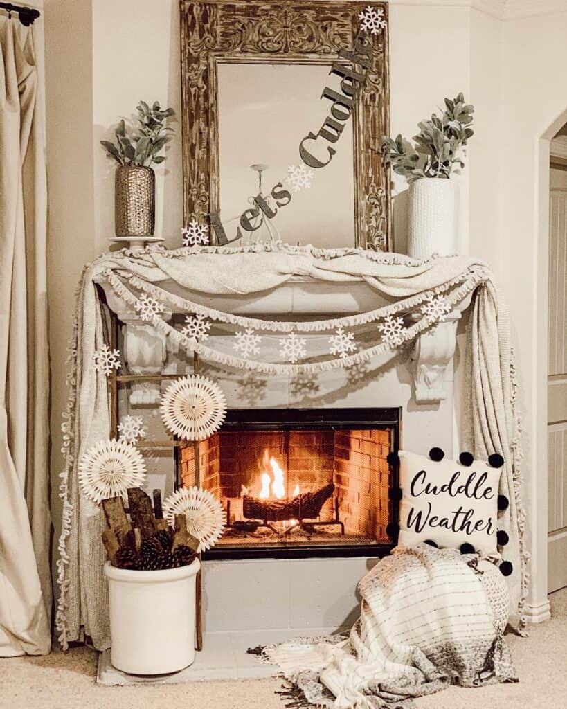 White Snowflake Wooden Ornaments for Fireplace