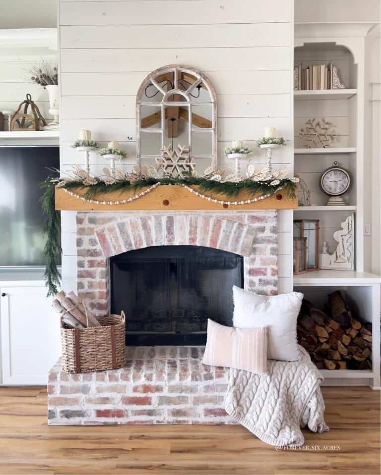 Wood Christmas Decorations for Fireplace Mantel