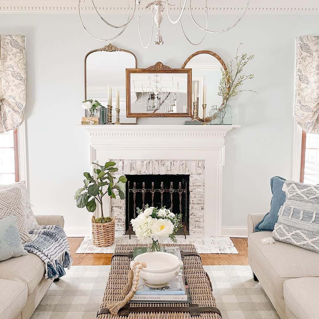 Accent Mirror Wall in Living Room - Soul & Lane