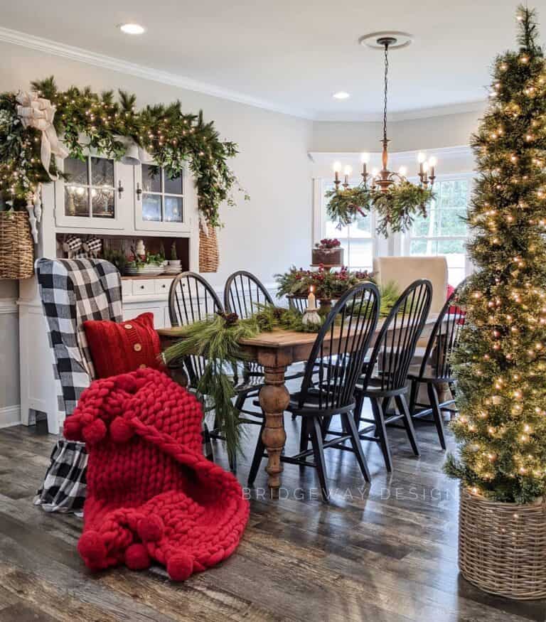 Audacious Christmas Dining Display