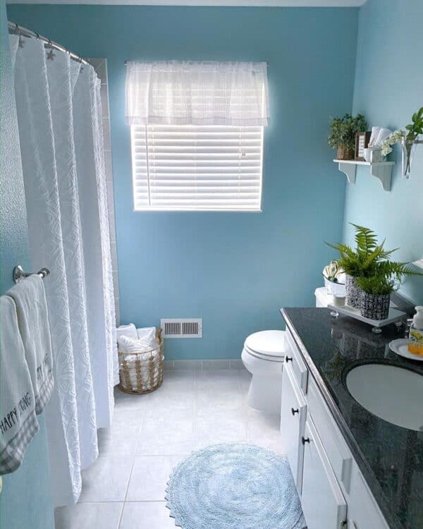 19 Stunning Blue and Gray Bathroom Ideas