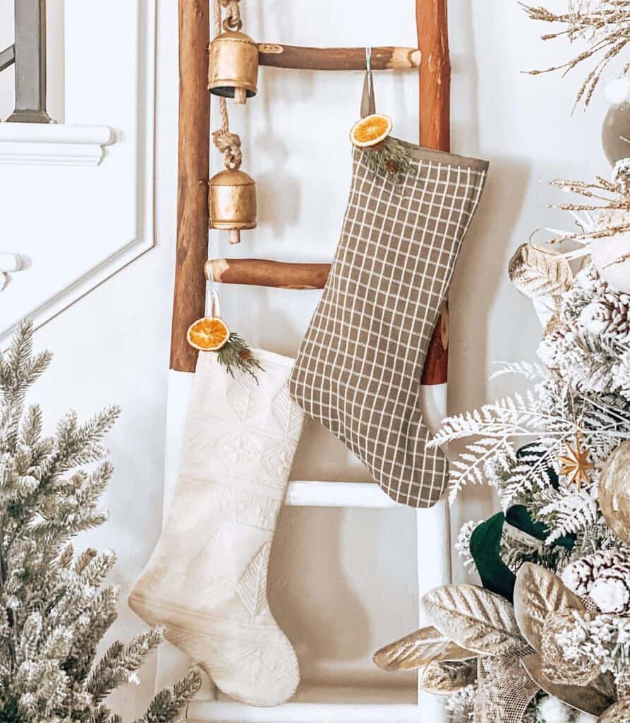 Blanket ladder online with stockings