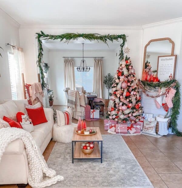 Christmas Mantel Décor Ideas Soul & Lane