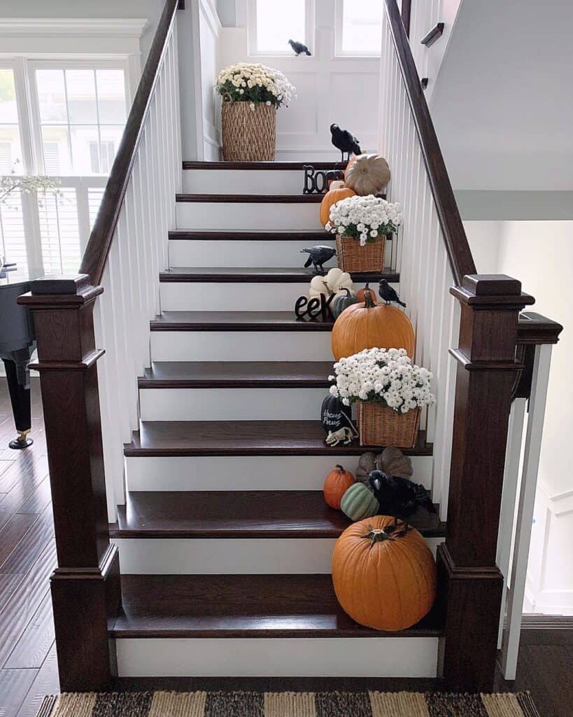 Fall Décor for Stairs