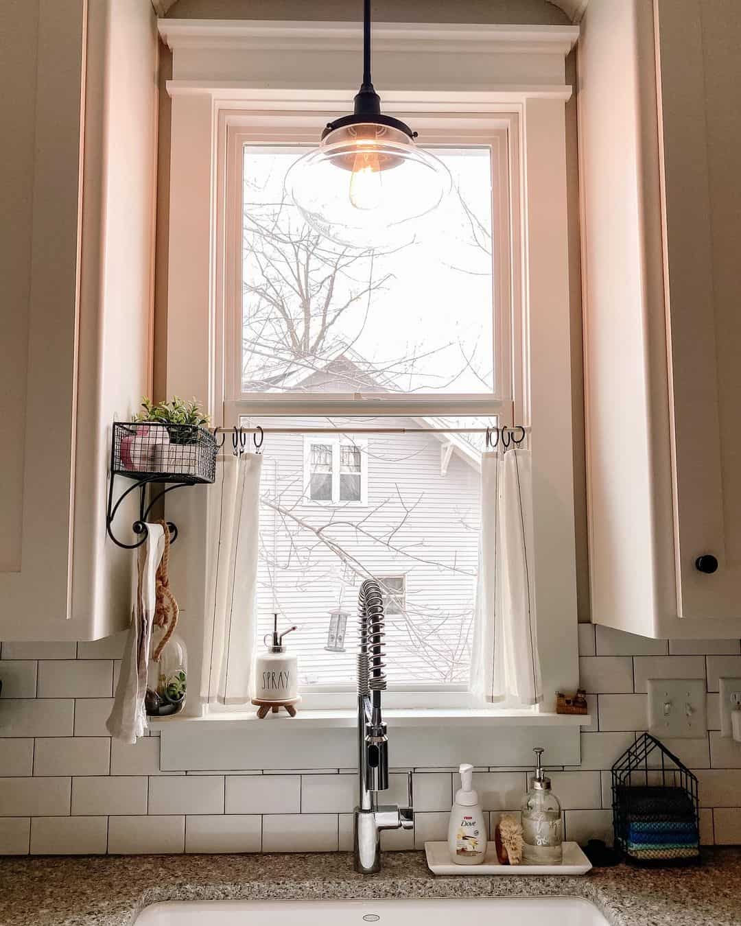 Farmhouse Kitchen Curtains Ideas - Soul & Lane