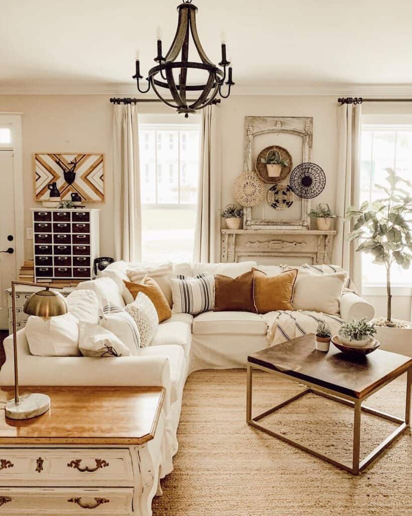 Farmhouse Wall Décor Between Living Room Windows