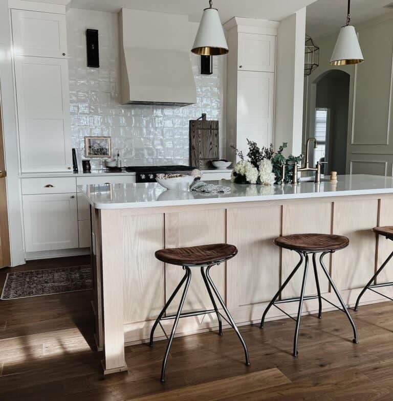 Floor to Ceiling Cabinets with Backsplash