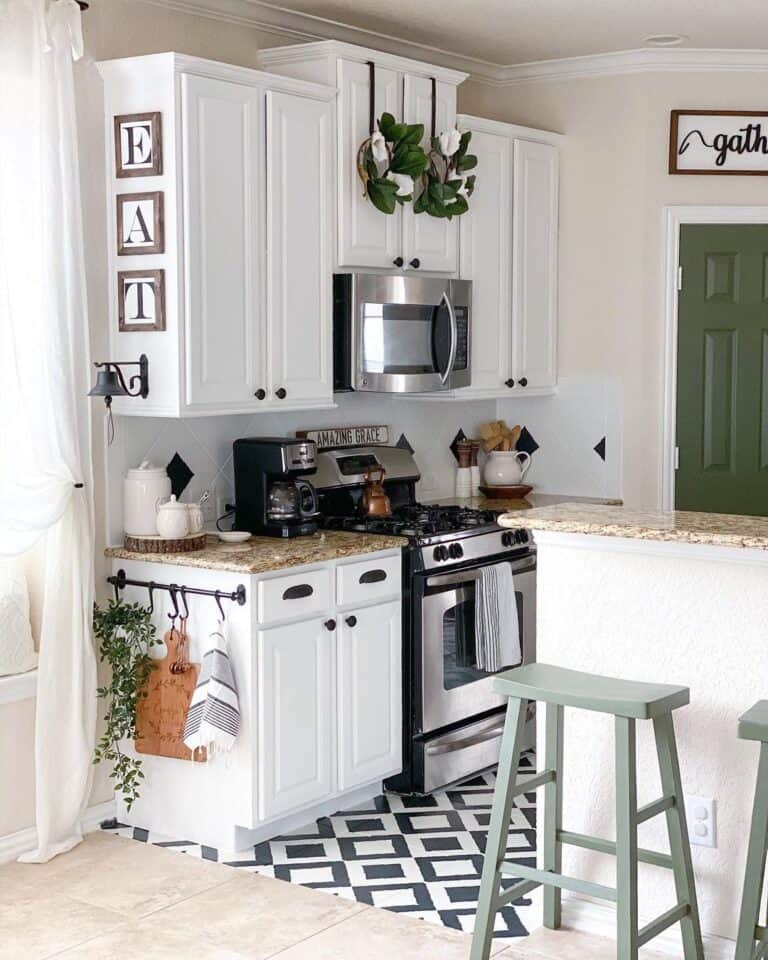Geometric Back and White Tile Kitchen Floor