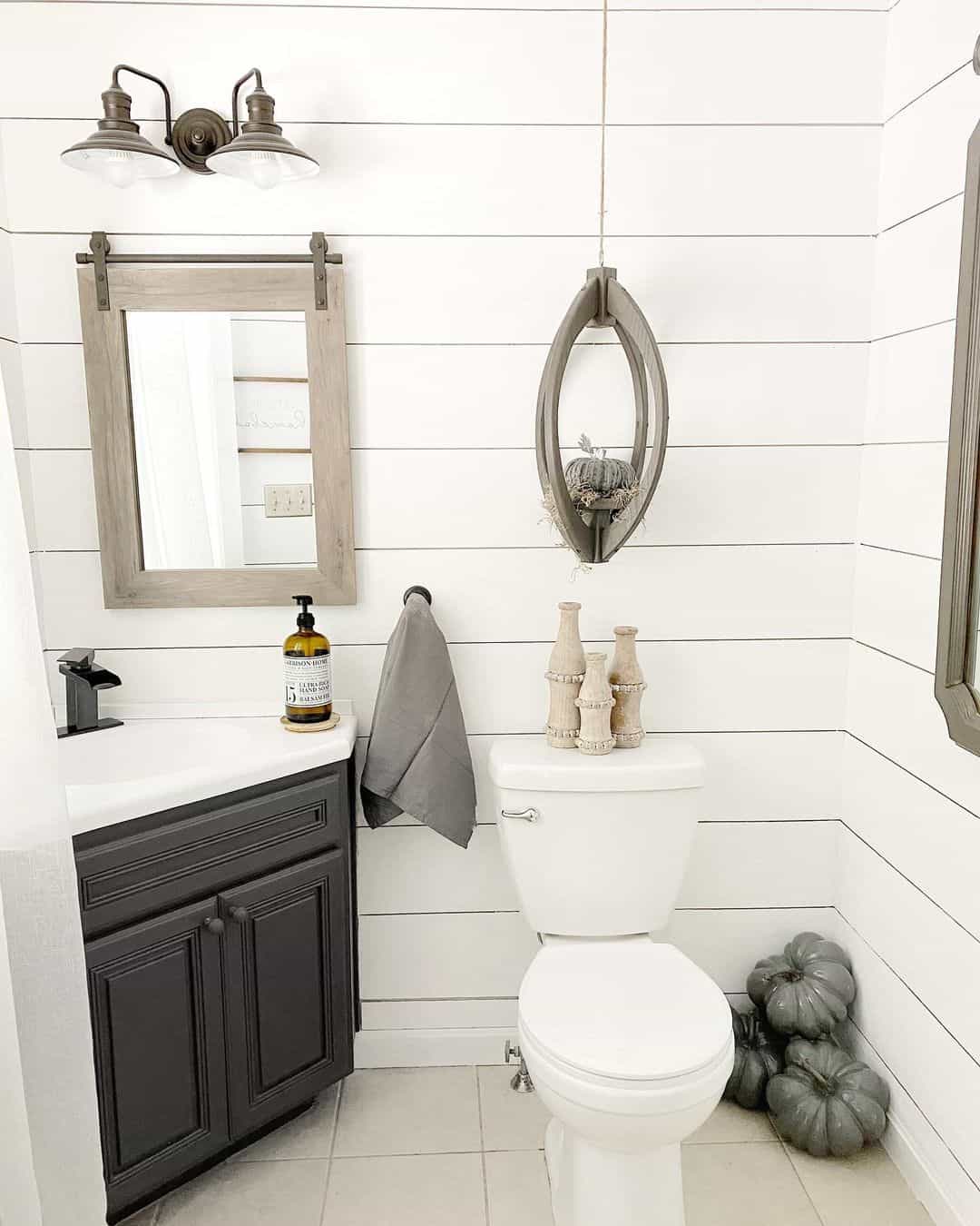 26 Fall Bathroom Decor Ideas to Usher In Cute Days