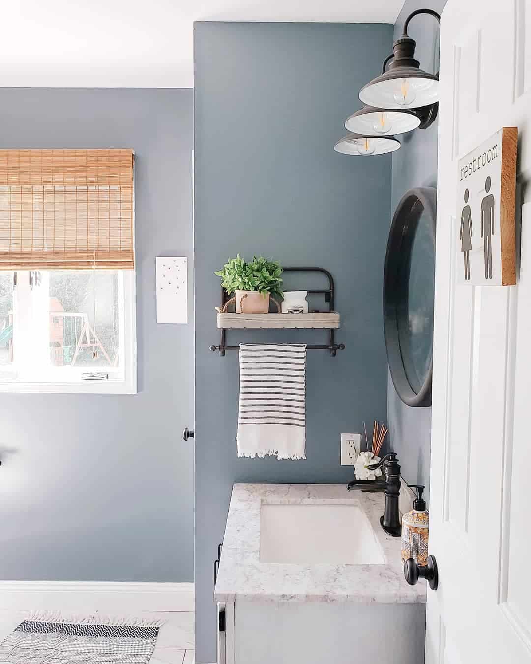 19 Stunning Blue and Gray Bathroom Ideas