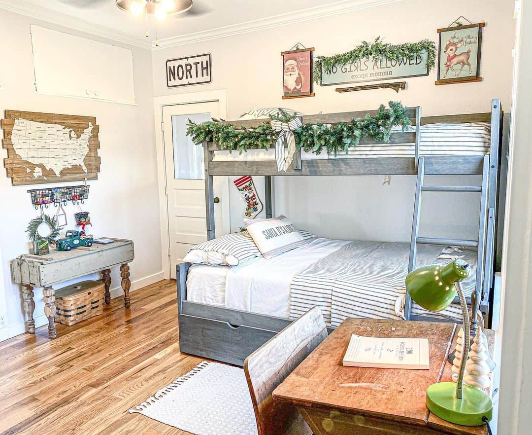 13 Twin Over Queen Bunk Bed Ideas to Create More Space