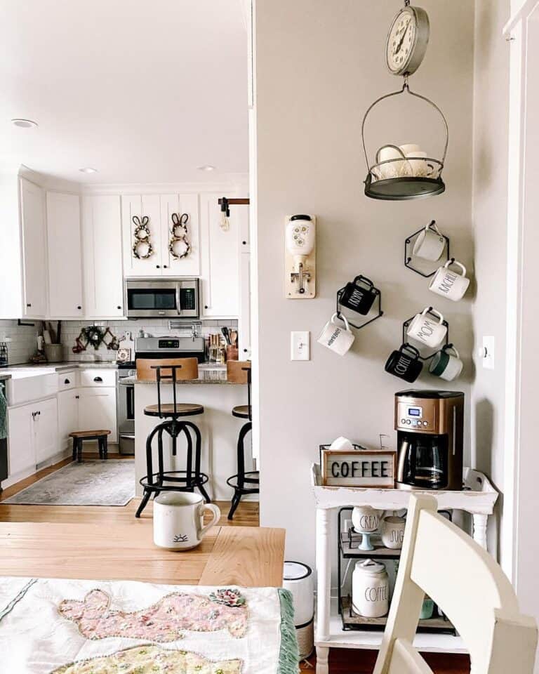 Kitchen Wall Décor Ideas for Coffee Station