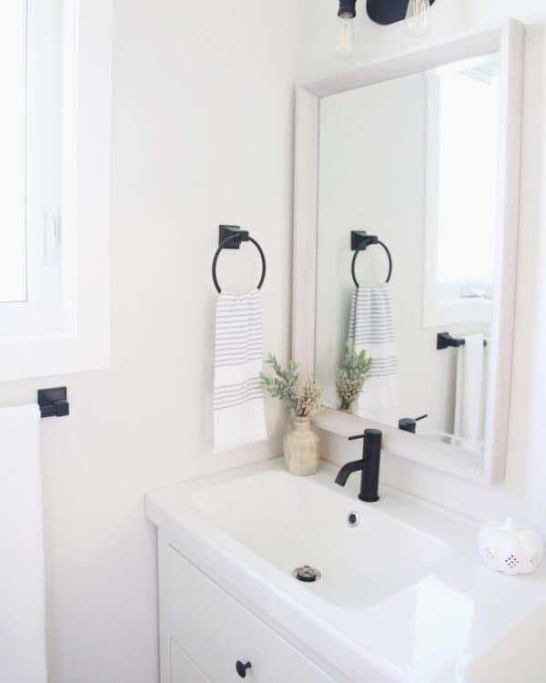 26 Fall Bathroom Decor Ideas to Usher In Cute Days