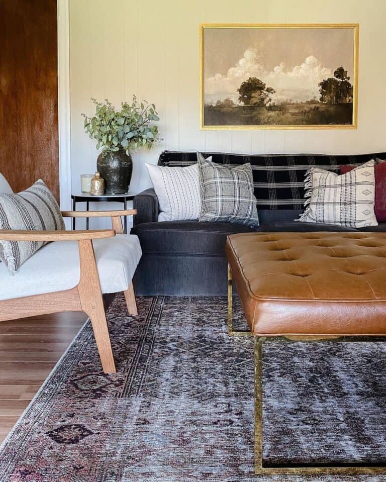 Mismatched Furniture Idea for Cozy Living Room