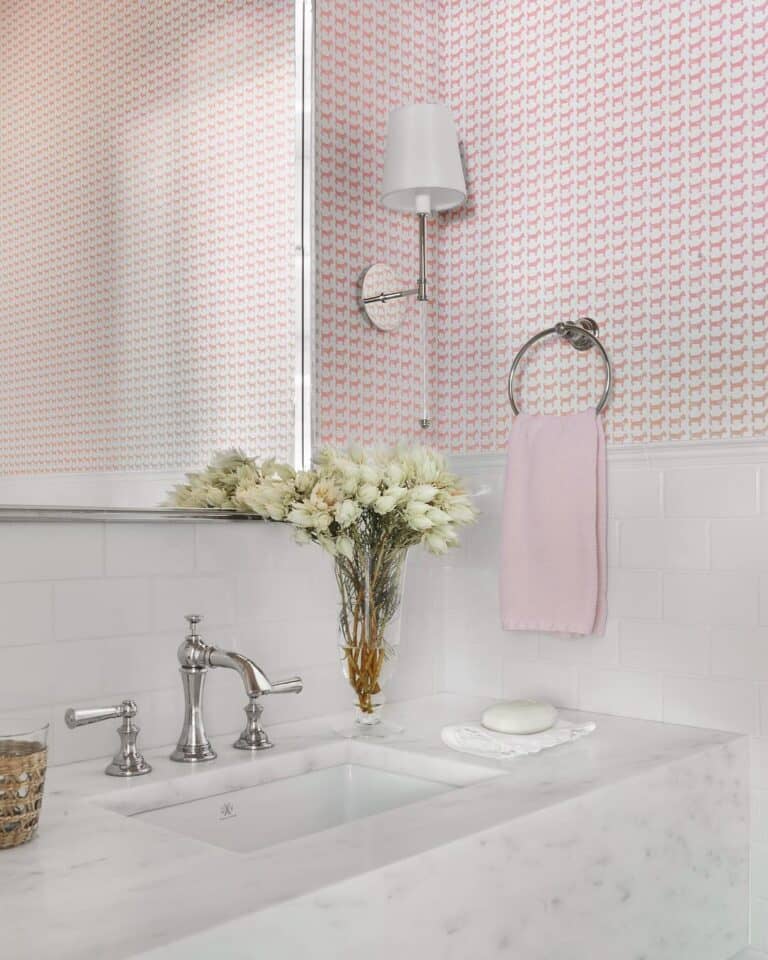 Pink Wallpaper and Matching Hand Towel