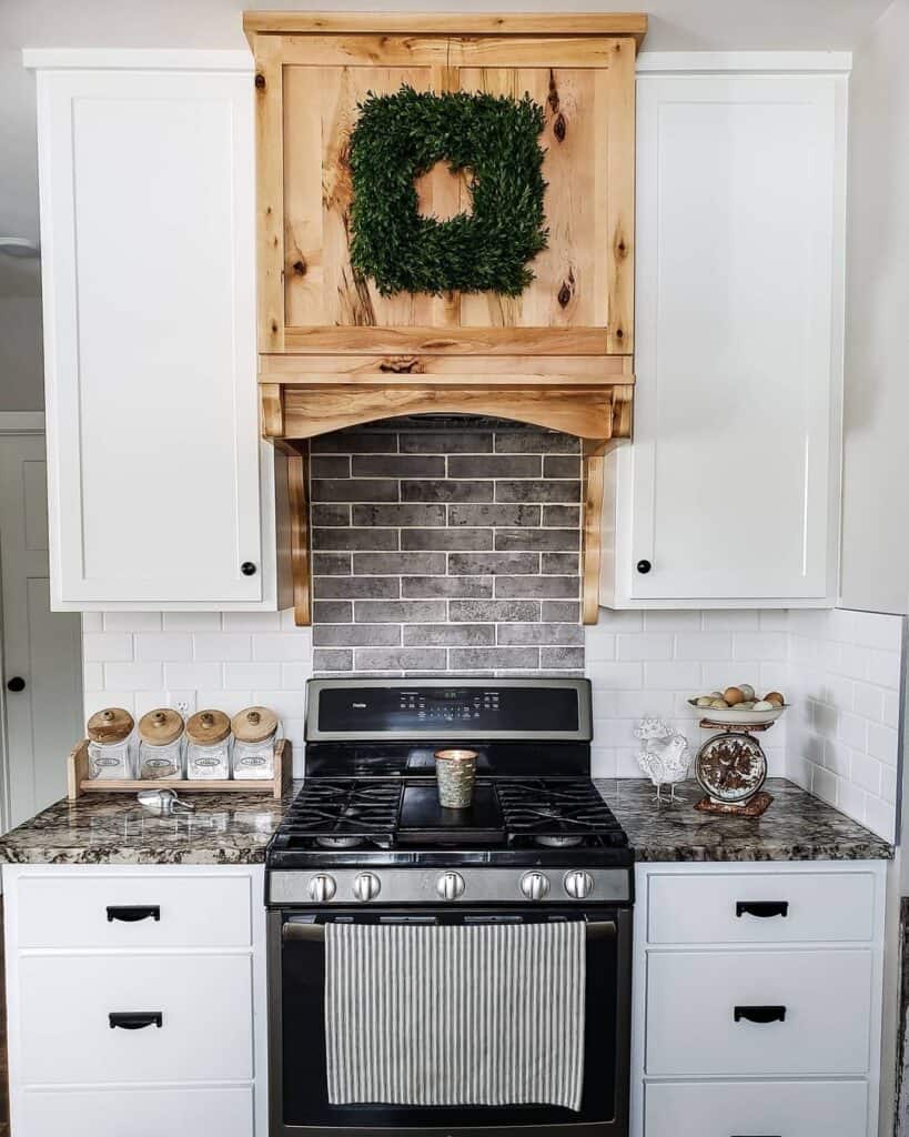 Seasonal Farmhouse Kitchen Ideas