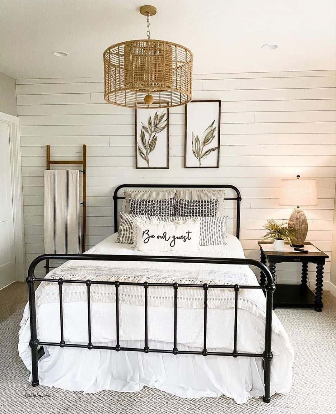 35 Bedroom Chandeliers to Create an Incredible Space
