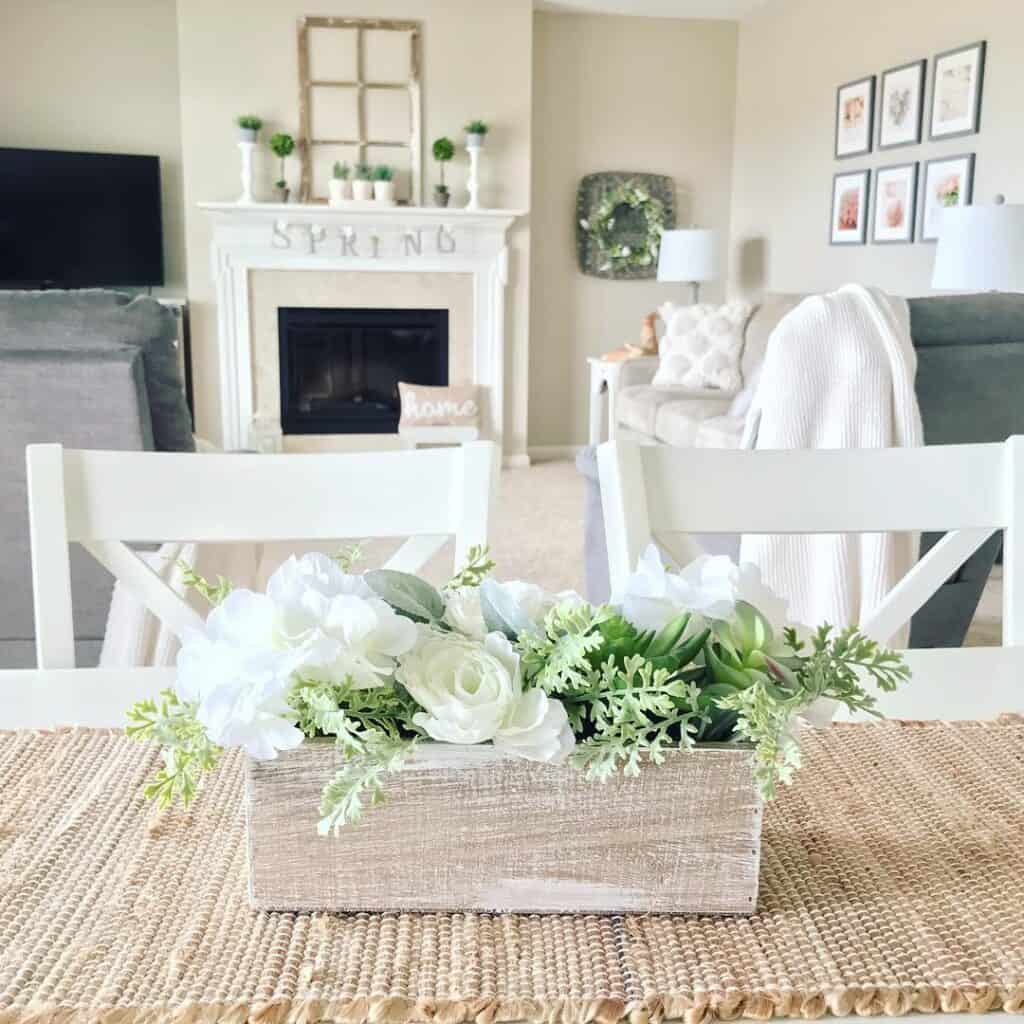 Spring Décor Ideas for Dining Table