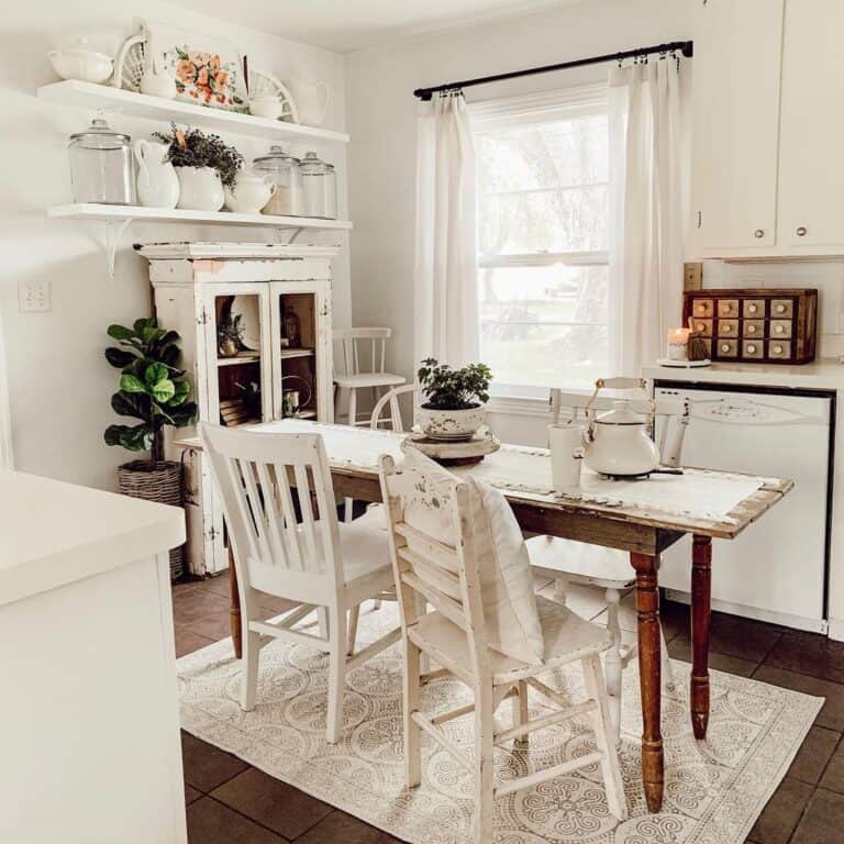 White Kitchen with Matching Table Decor