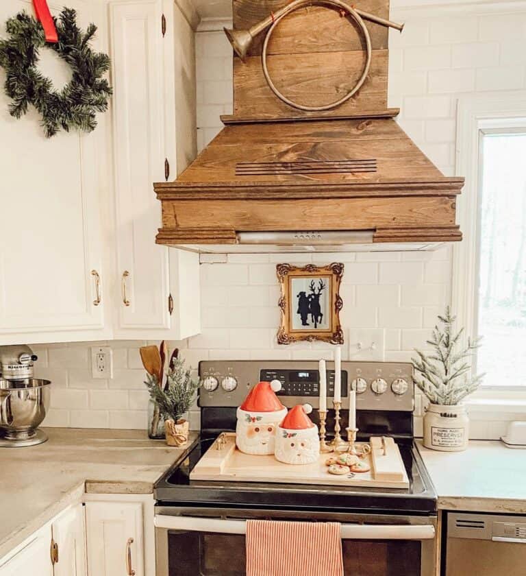 White Kitchen with Wooden and Festive Touches
