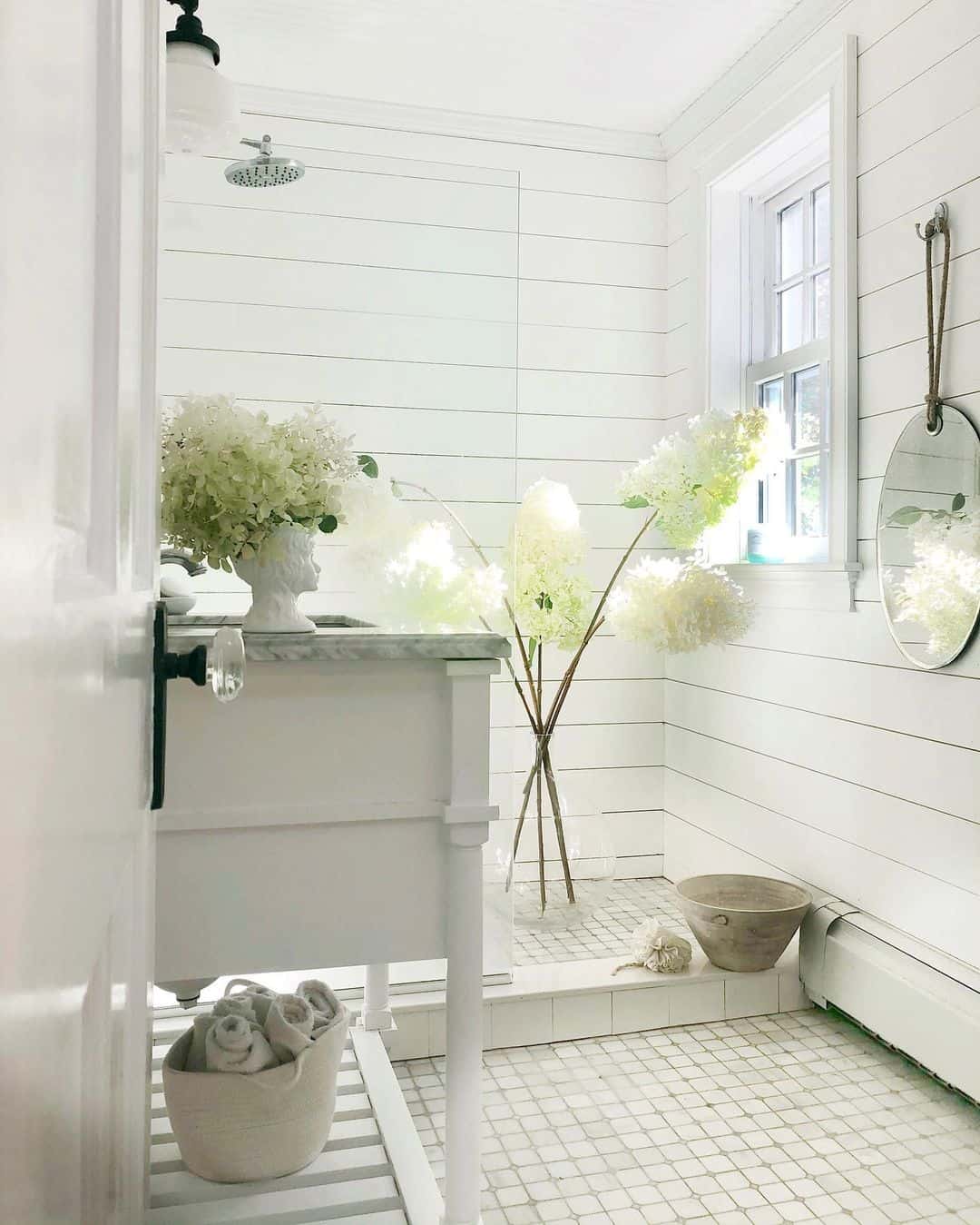 21 Shower Window Ideas to Add a Splash of Natural Light