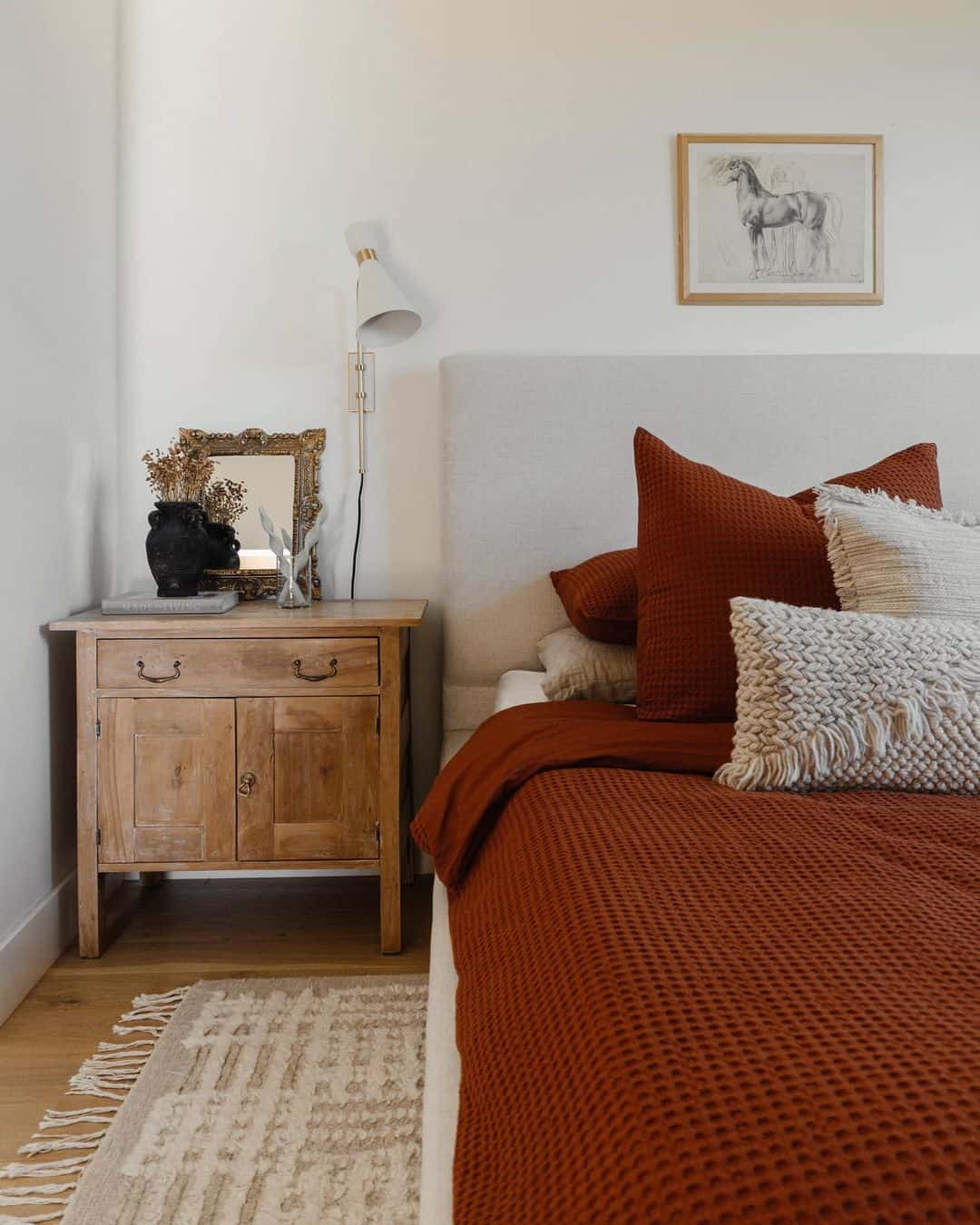 Auburn Bedding and Wall Mounted Lamp Soul & Lane