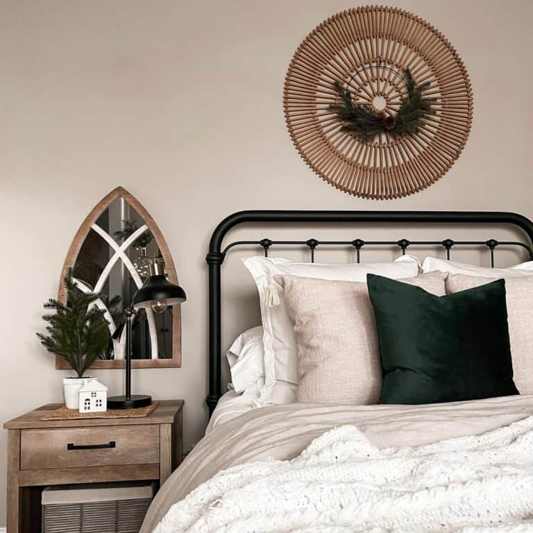 Boho Farmhouse After-Christmas Bedroom Decorating