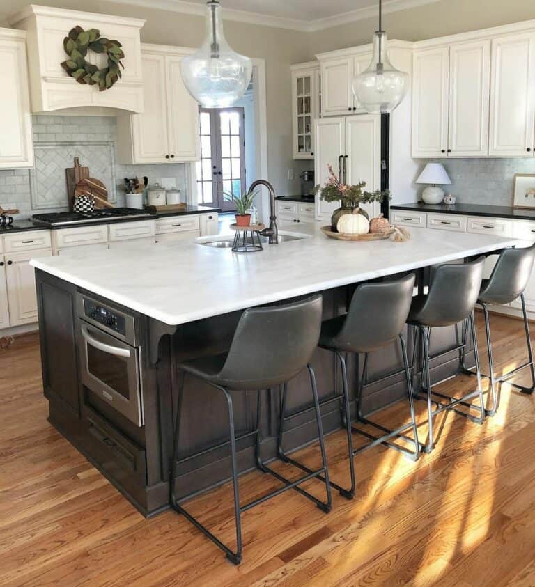 Bold Leather Island Chairs in Neutral Kitchen