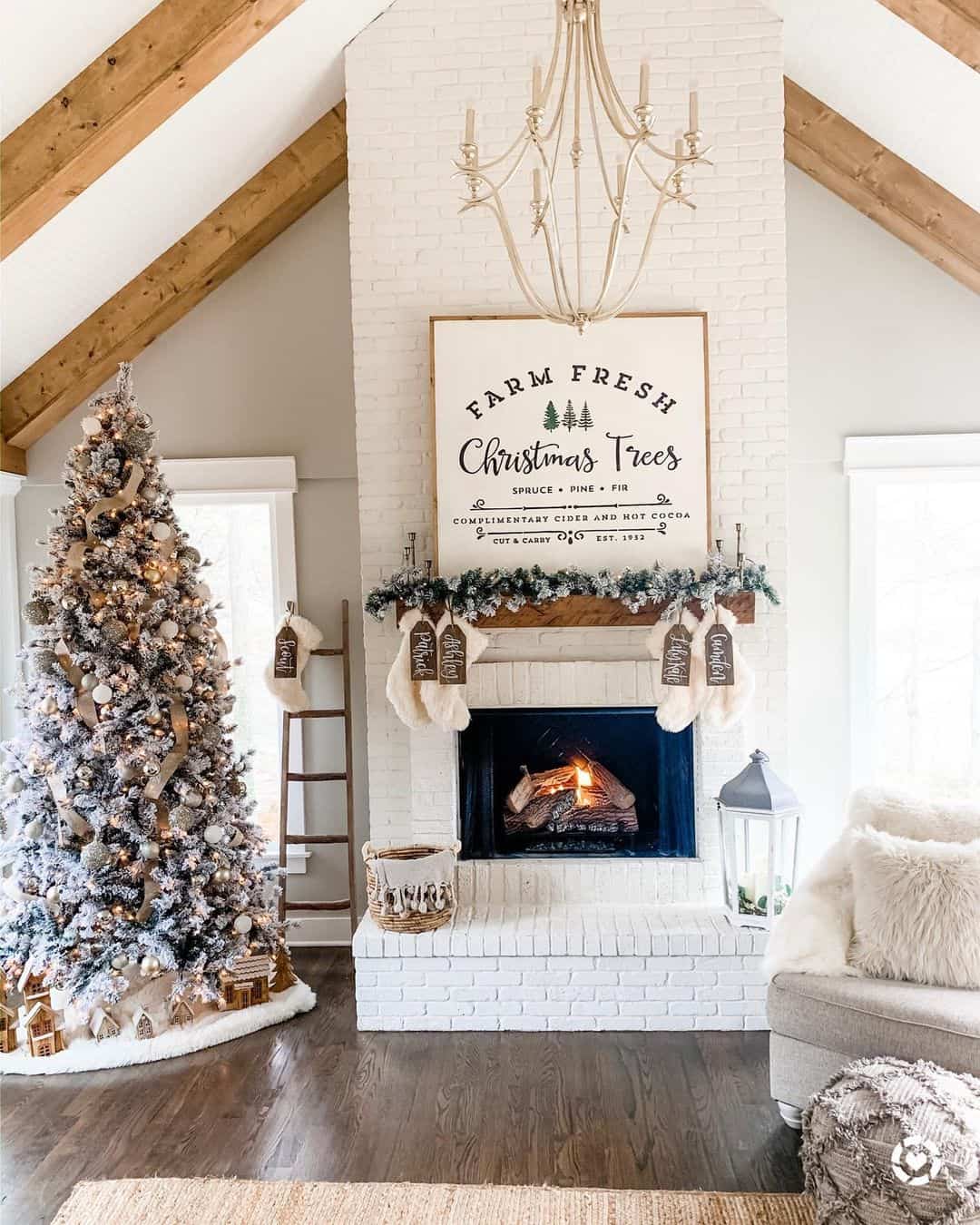 Christmas Décor for Cozy Vaulted Living Room - Soul & Lane