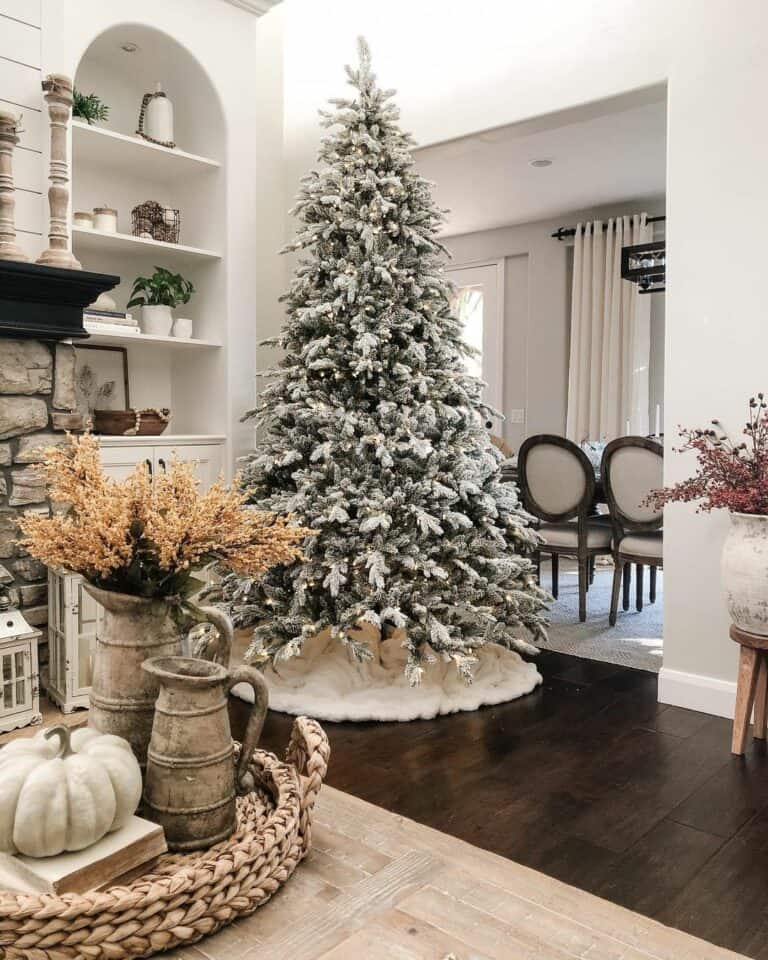 Cozy Farmhouse Living Room with Christmas Tree