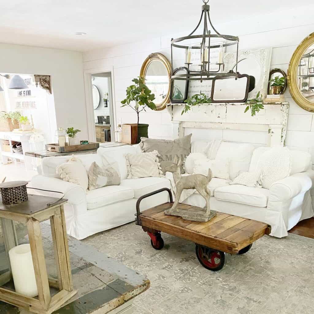 Eclectic Farmhouse Style Living Room