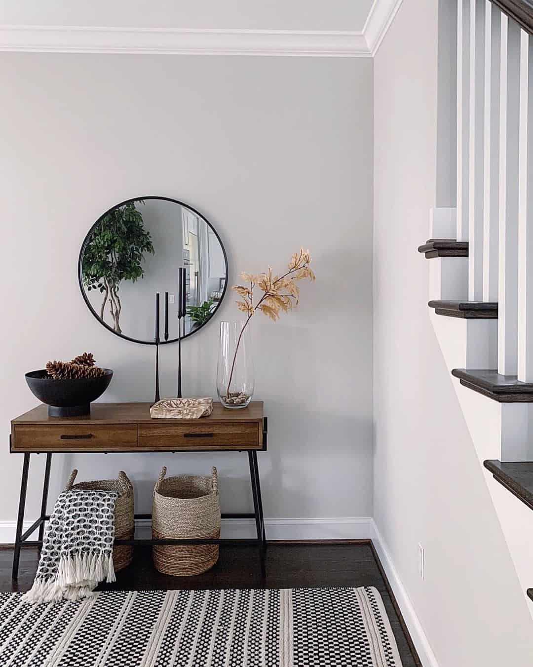 Entryway with Natural Décor - Soul & Lane
