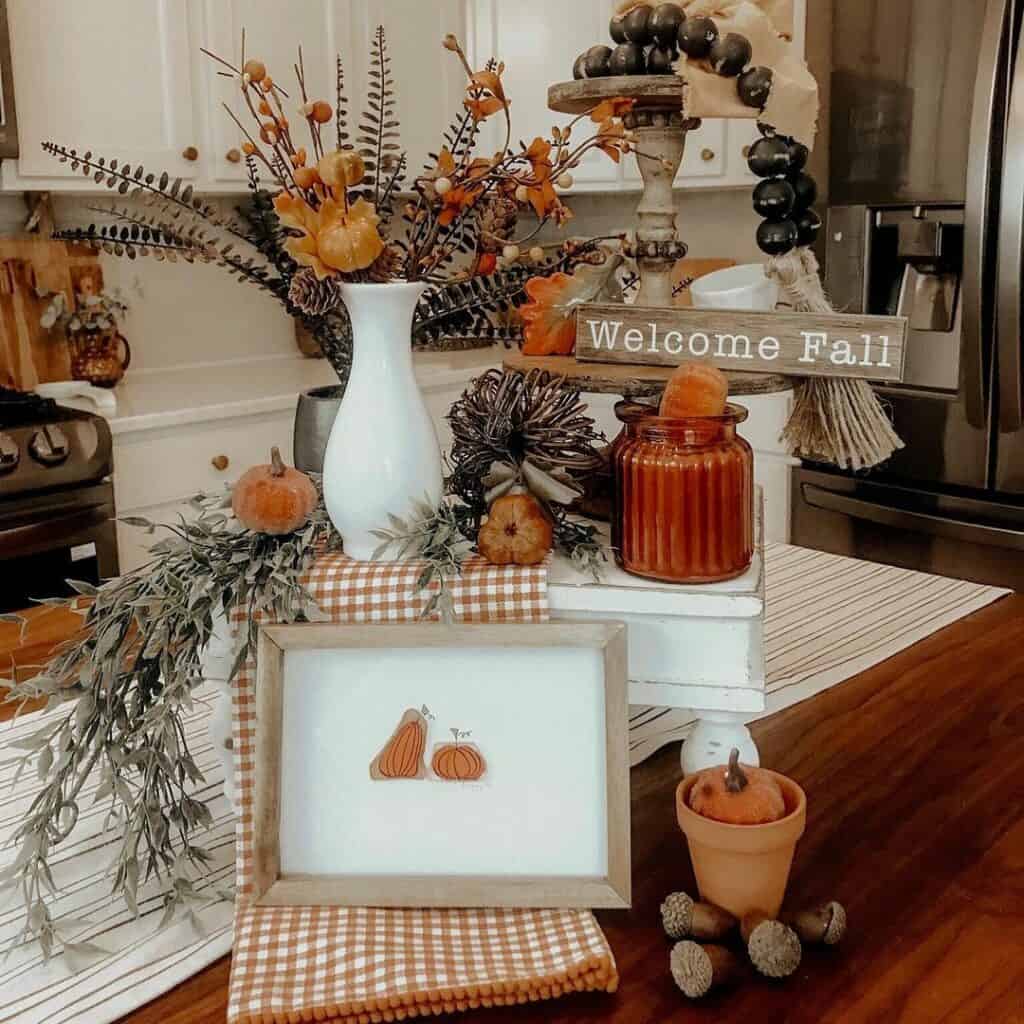 Eye-Catching Tiered Autumn Decorations