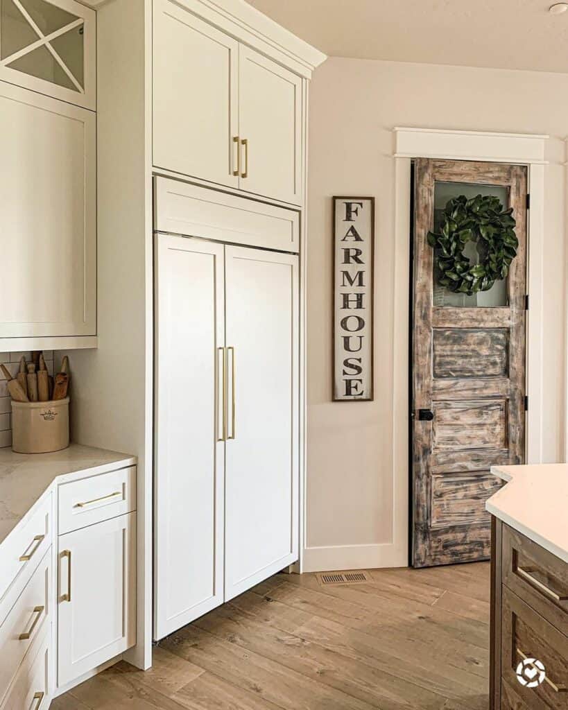 Farmhouse Frosted Glass Pantry Door