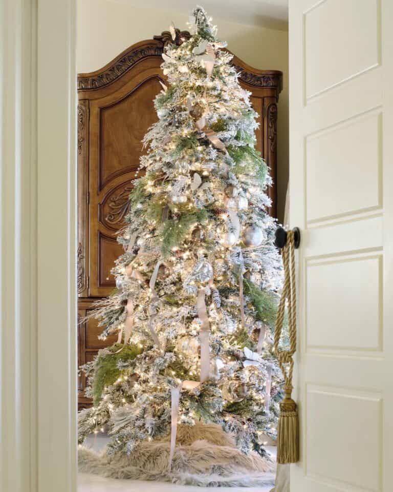 Flocked Christmas Tree with Vintage Accents