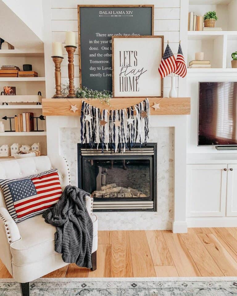 Fourth of July Decor in Living Room